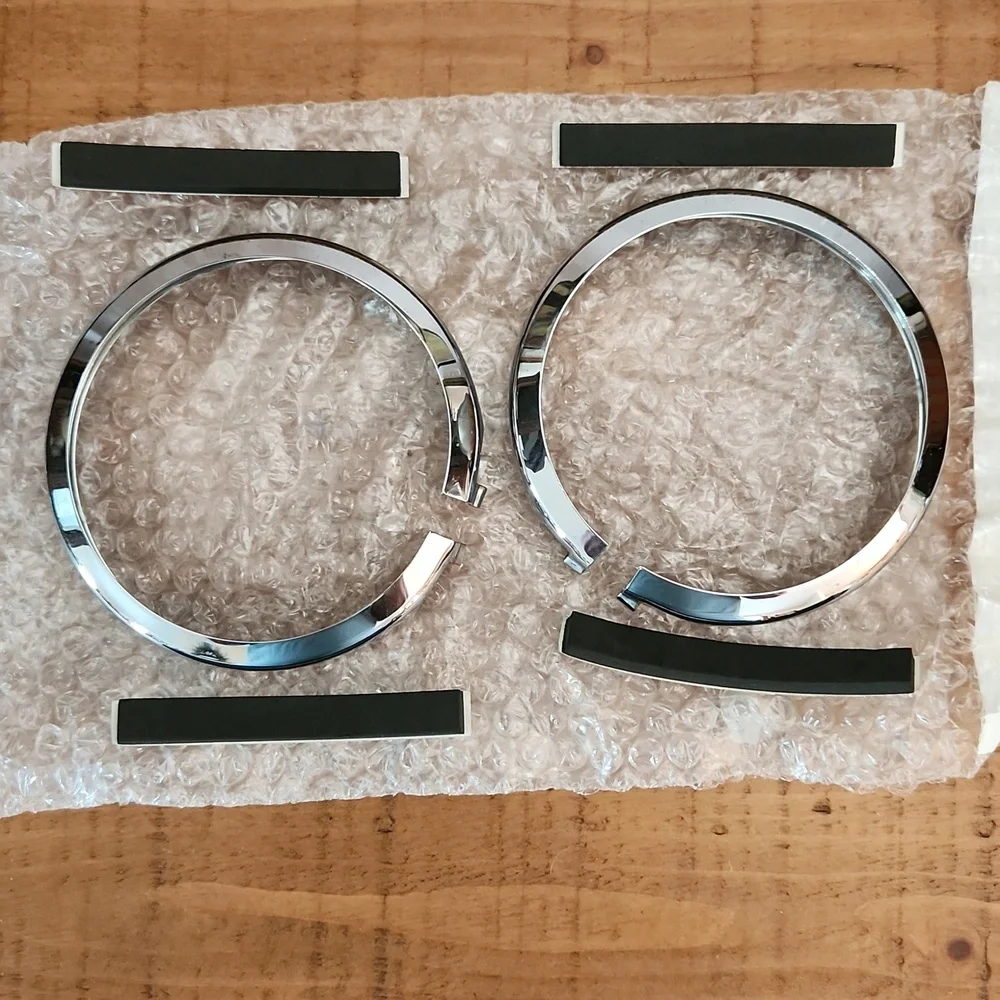 Original Harley Davidson Passing Lamp Chrome trim rings - Picture 1 of 4